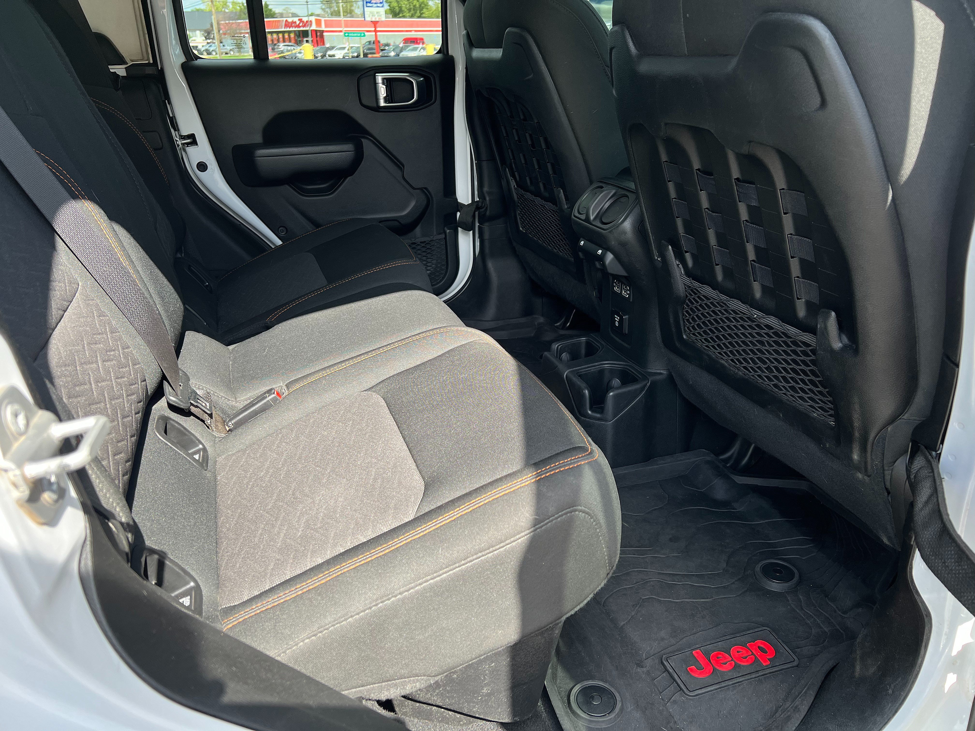 Used 2022 Jeep Gladiator Mojave AWD/4WD image 25