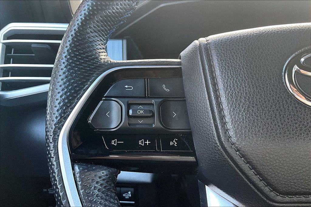 Used 2024 Toyota Tundra Platinum image 10