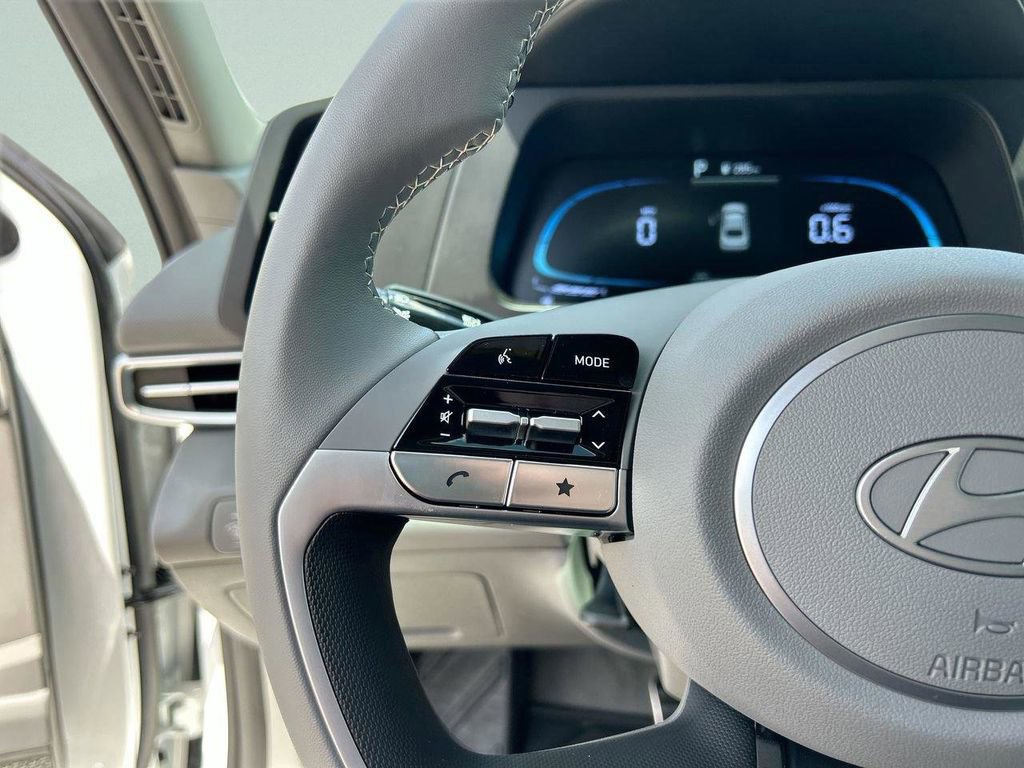 New 2026 Hyundai Elantra Sport FWD image 28
