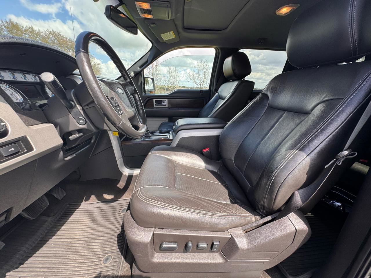 Used 2013 Ford F150 Lariat w/ Luxury Equipment Group AWD/4WD image 26