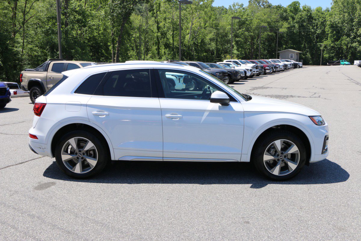 Used 2023 Audi Q5 2.0T Premium Plus AWD/4WD image 9