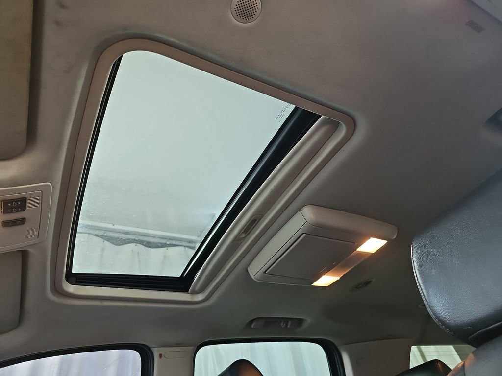 Used 2008 Chevrolet Suburban LT w/ LT Preferred Equipment Group image 34