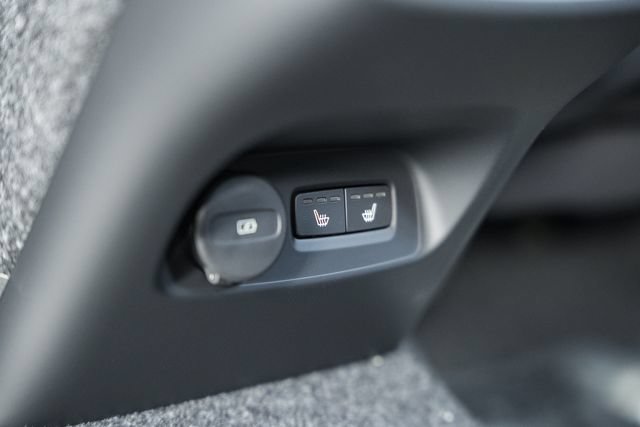New 2026 Volvo XC40 B5 Ultra w/ Climate Package AWD/4WD image 34