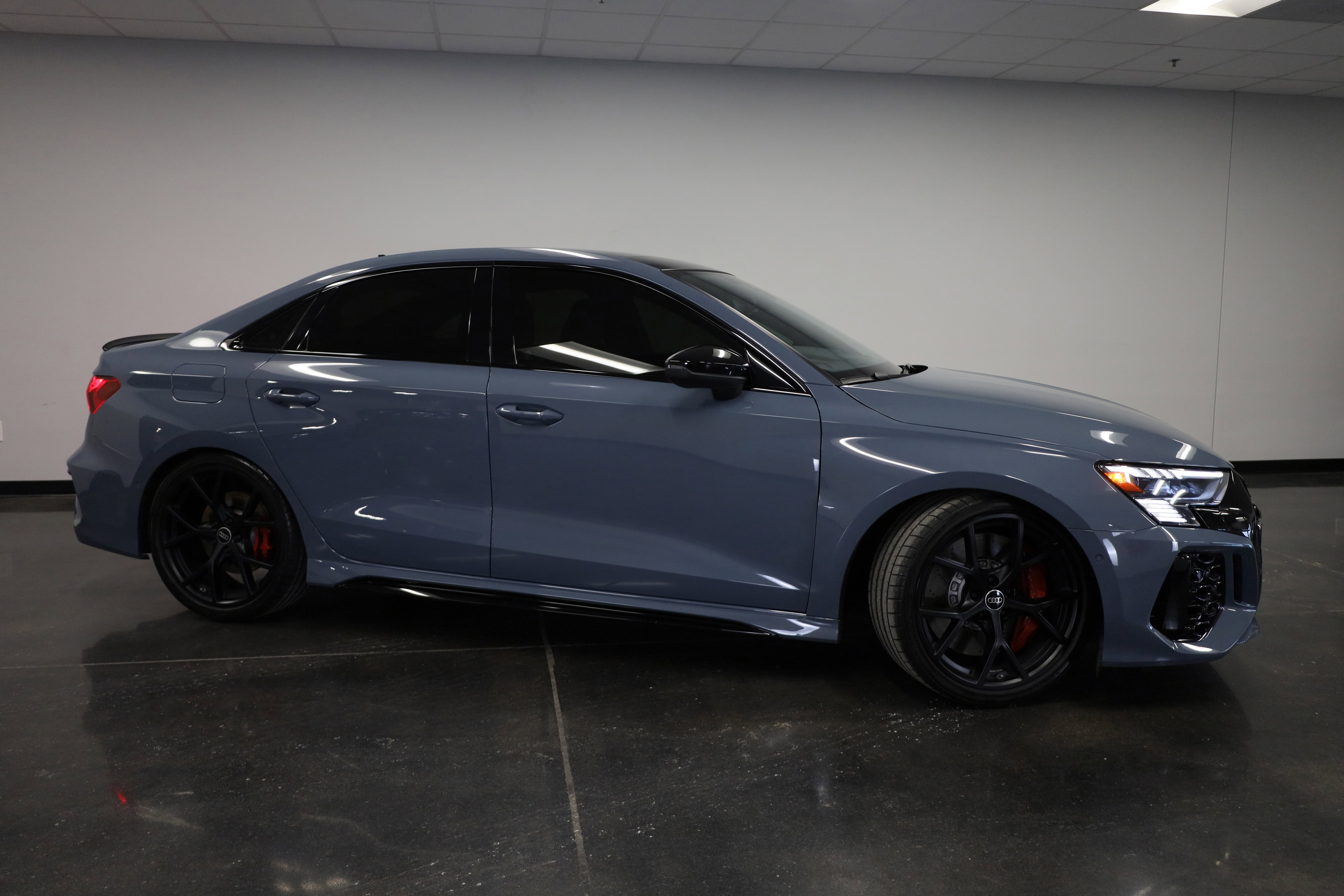 Used 2023 Audi RS 3 w/ RS Technology Package image 7