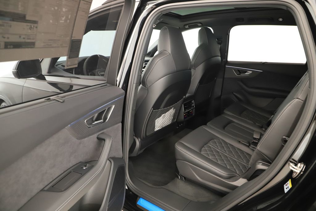 New 2026 Audi SQ7 Premium Plus image 27