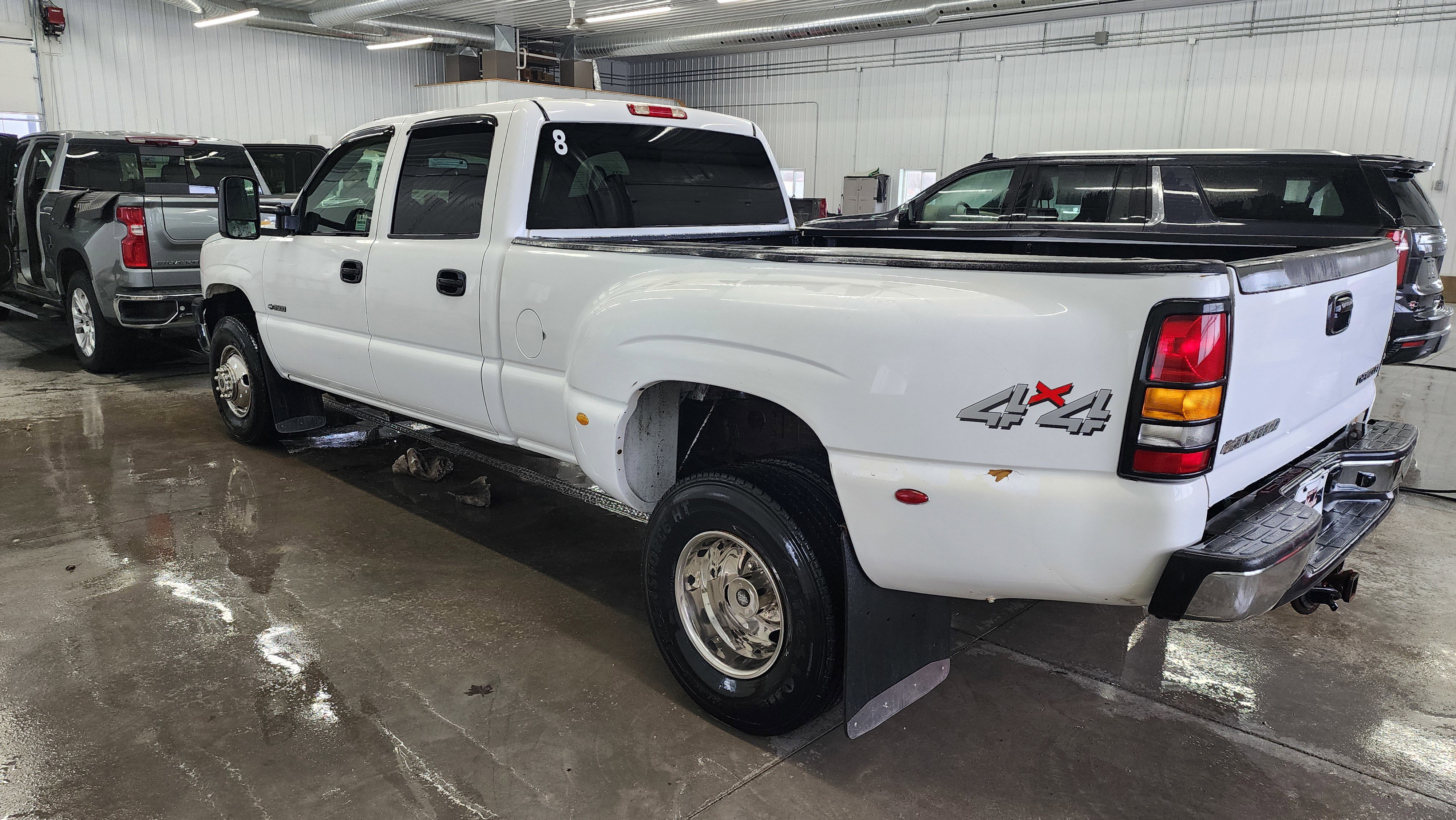Used 2003 Chevrolet Silverado 3500 LS image 6