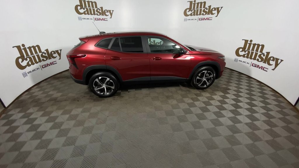 Certified 2024 Chevrolet Trax RS w/ Driver Confidence Package FWD image 9