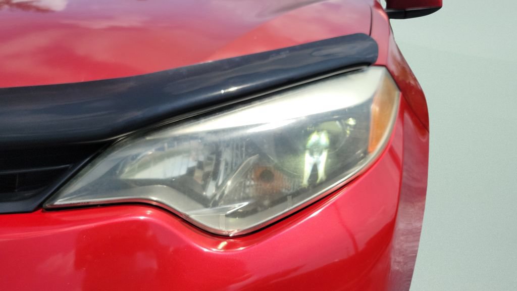 Used 2014 Toyota Corolla LE FWD image 23