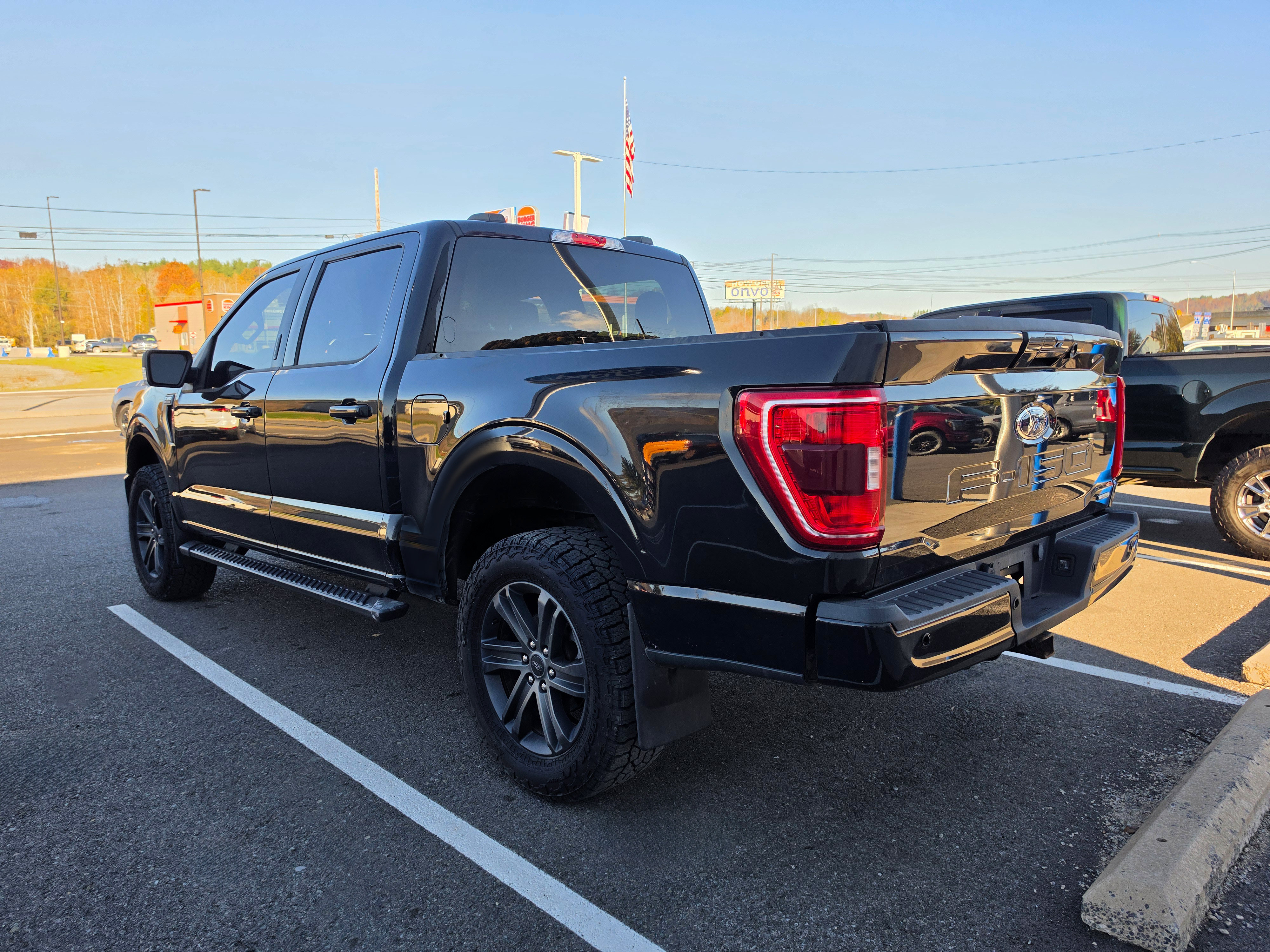 Used 2021 Ford F150 XLT w/ Equipment Group 302A High AWD/4WD image 5