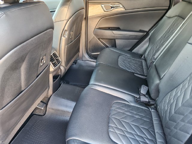 Used 2024 Kia Sportage X-Line w/ X-Line Premium Package AWD/4WD image 32