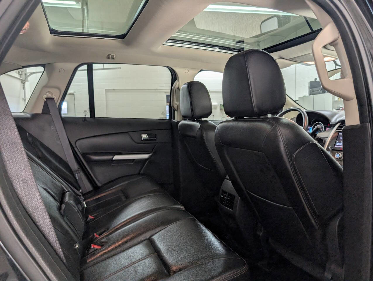 Used 2013 Ford Edge SEL image 19