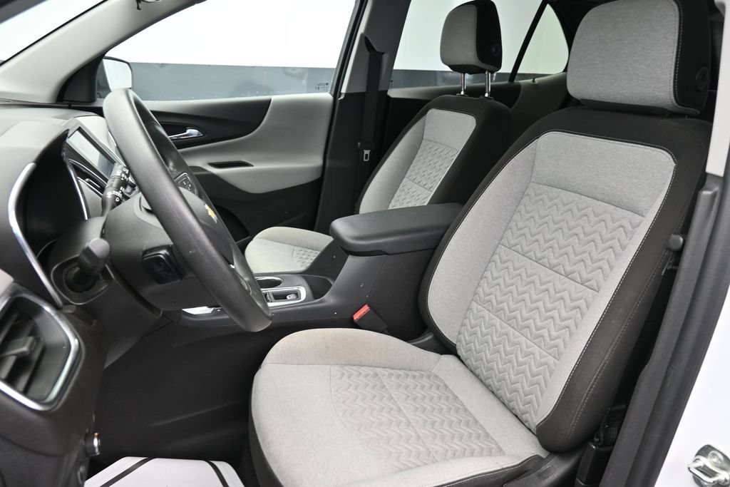 Used 2024 Chevrolet Equinox LS w/ LS Convenience Package FWD image 17