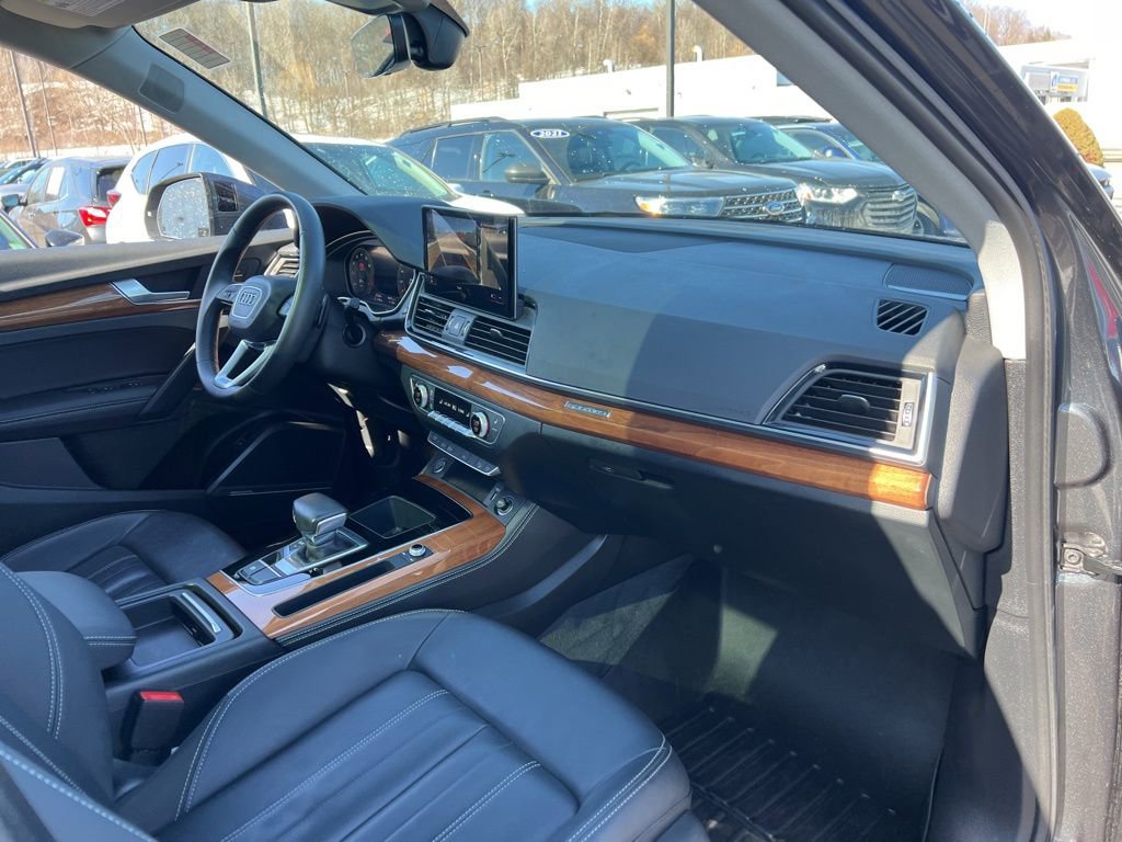 Used 2022 Audi Q5 2.0T Premium Plus w/ Premium Plus Package image 30