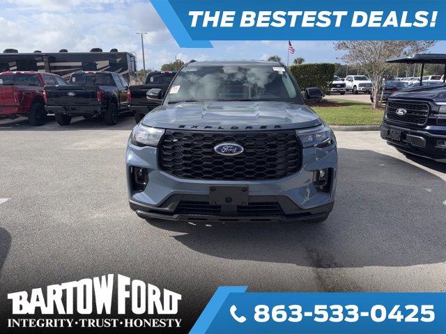 Used 2026 Ford Explorer ST-Line image 2