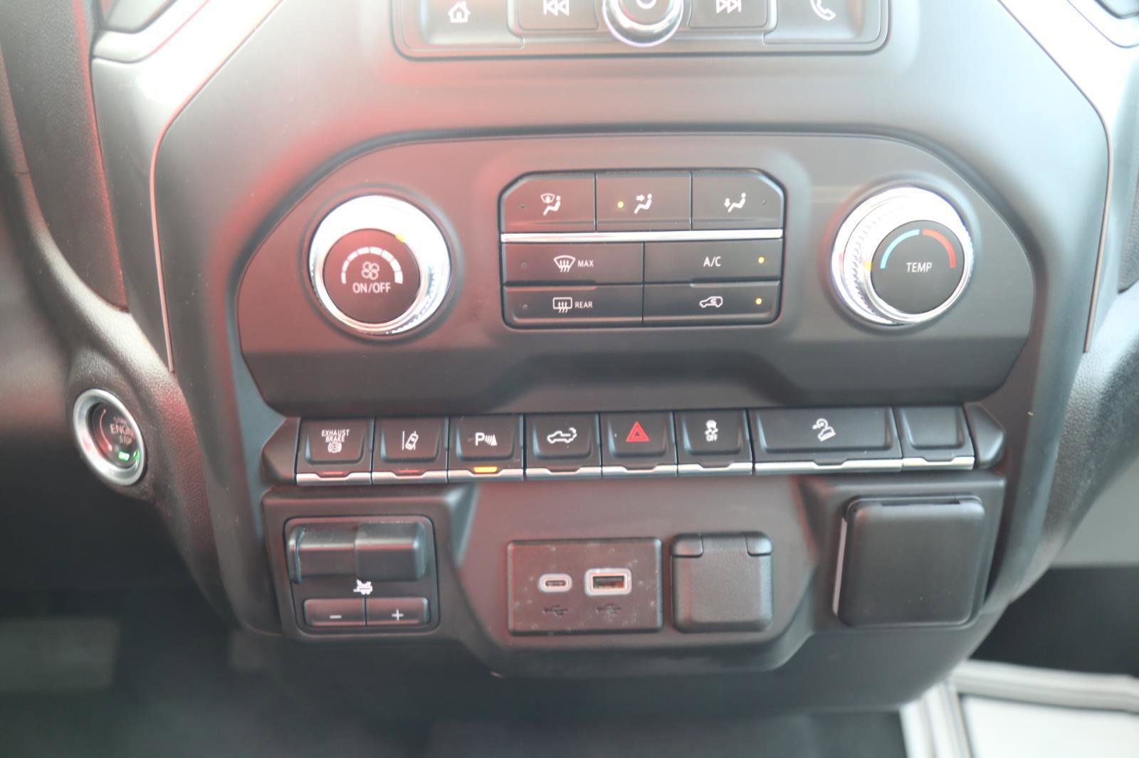 Used 2024 GMC Sierra 2500 Pro w/ 1SA Pro Safety Plus Package AWD/4WD image 12