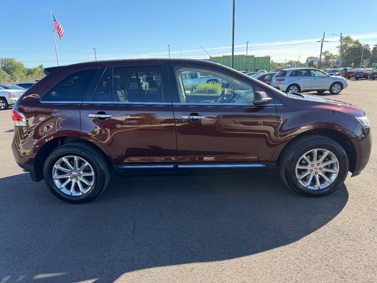 Used 2012 Lincoln MKX AWD image 6