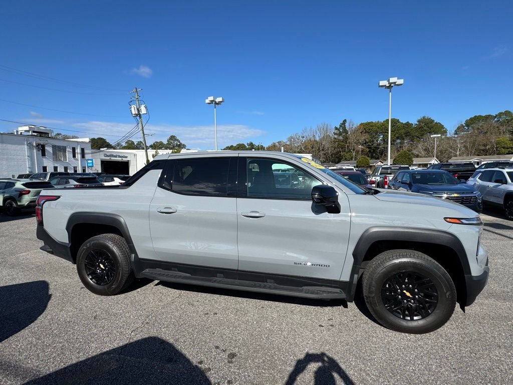 New 2026 Chevrolet Silverado EV LT w/ Plus Package AWD/4WD image 6
