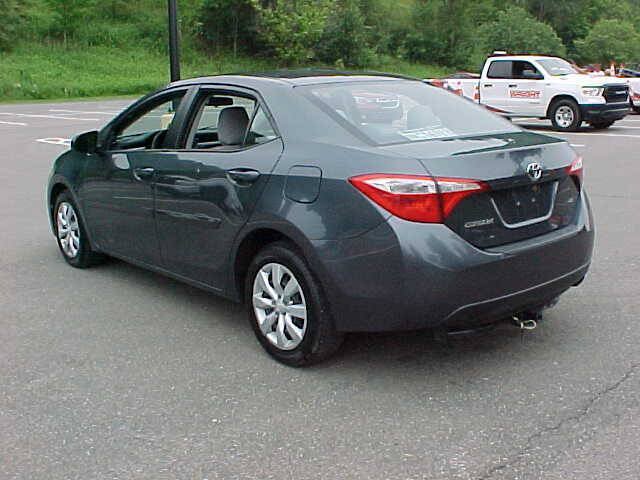 Used 2015 Toyota Corolla LE w/ Body Protection Package #1 FWD image 7