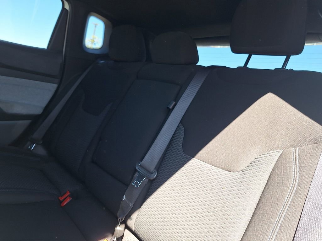 Used 2023 Jeep Compass Sport image 23