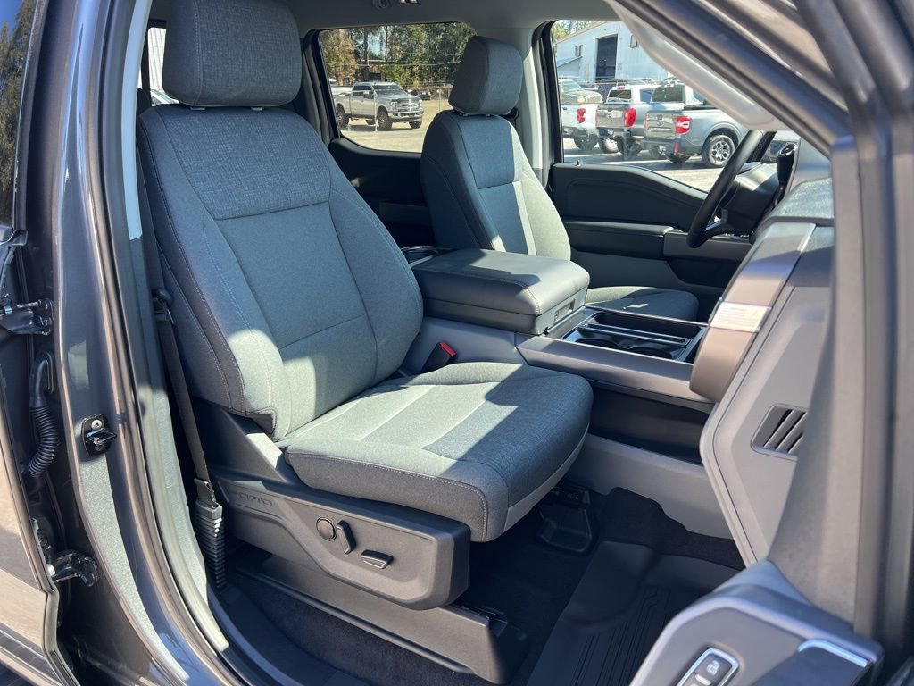 New 2026 Ford F150 XLT w/ Equipment Group 302A MID image 20