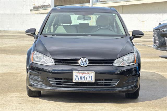 Used 2016 Volkswagen Golf S image 8