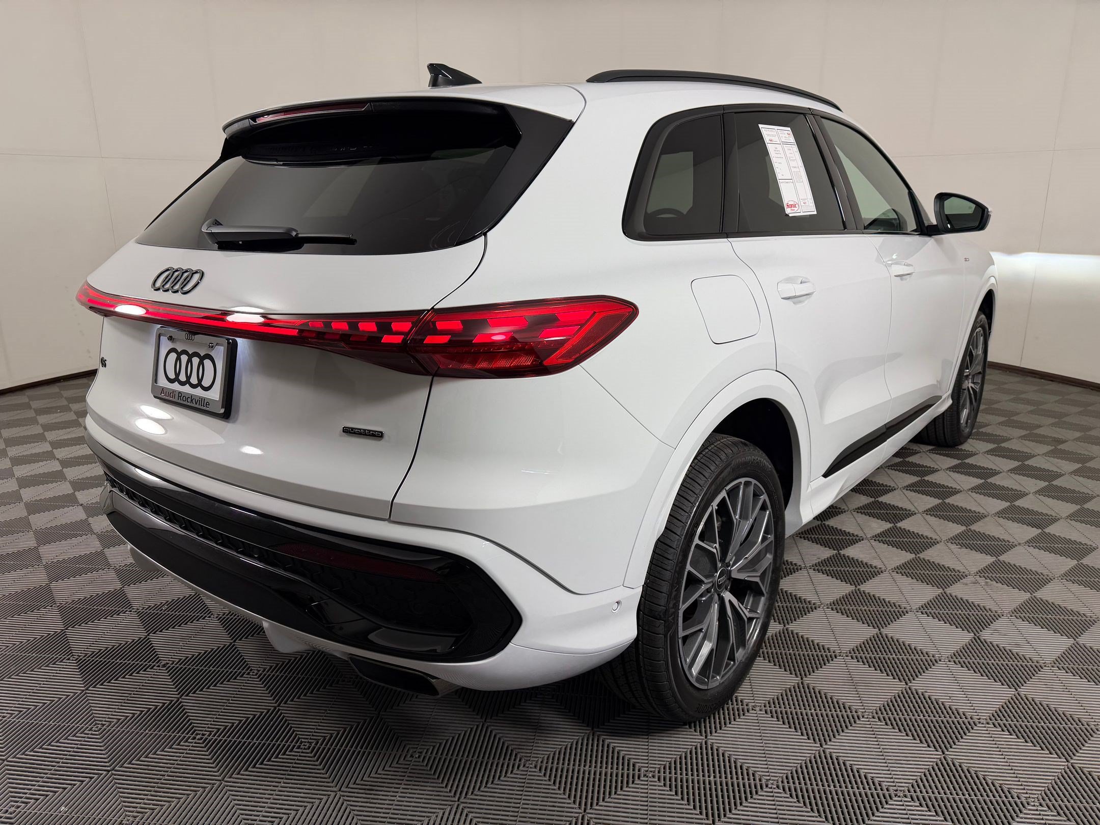 New 2026 Audi Q5 Premium AWD/4WD image 9
