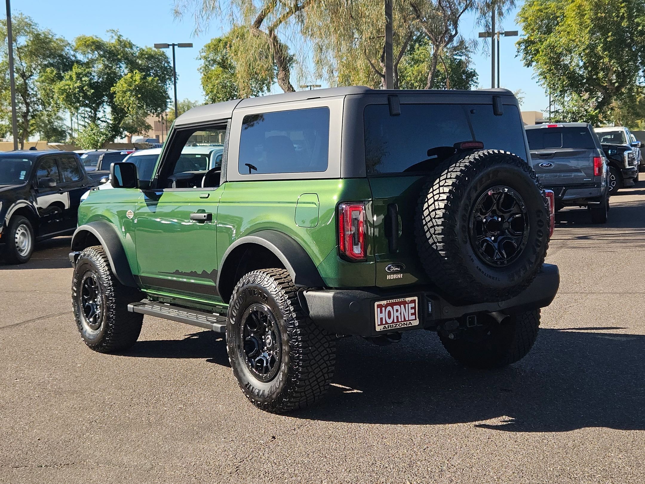 Used 2023 Ford Bronco Wildtrak image 8