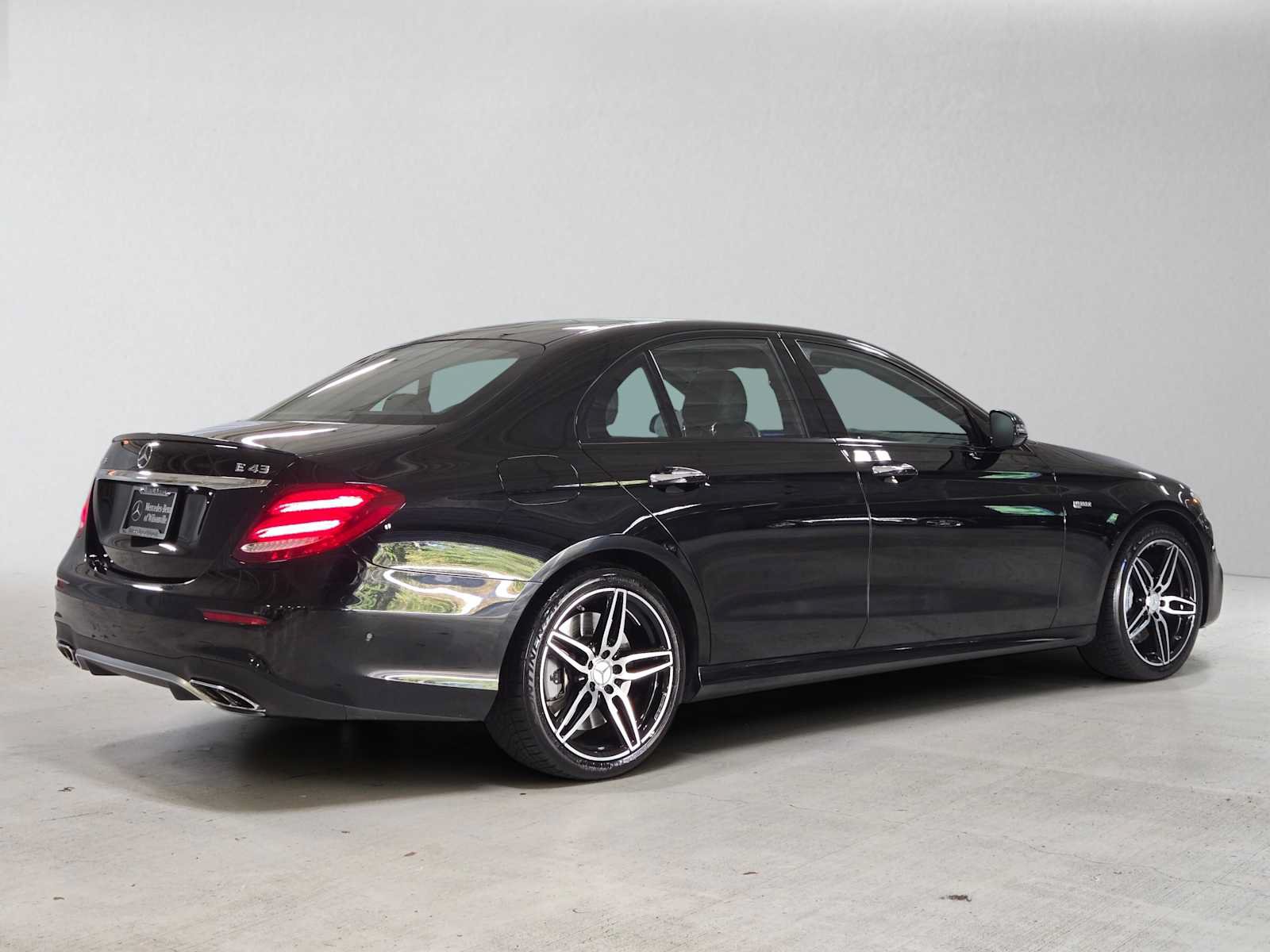 Used 2018 Mercedes-Benz E 43 AMG 4MATIC Sedan image 3