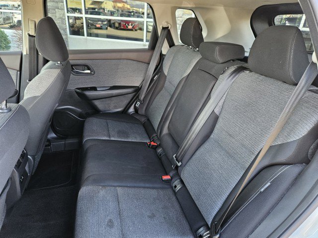 Used 2022 Nissan Rogue SV AWD/4WD image 24