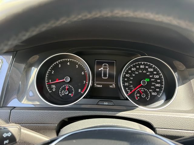 Used 2019 Volkswagen Golf Alltrack S AWD/4WD image 17