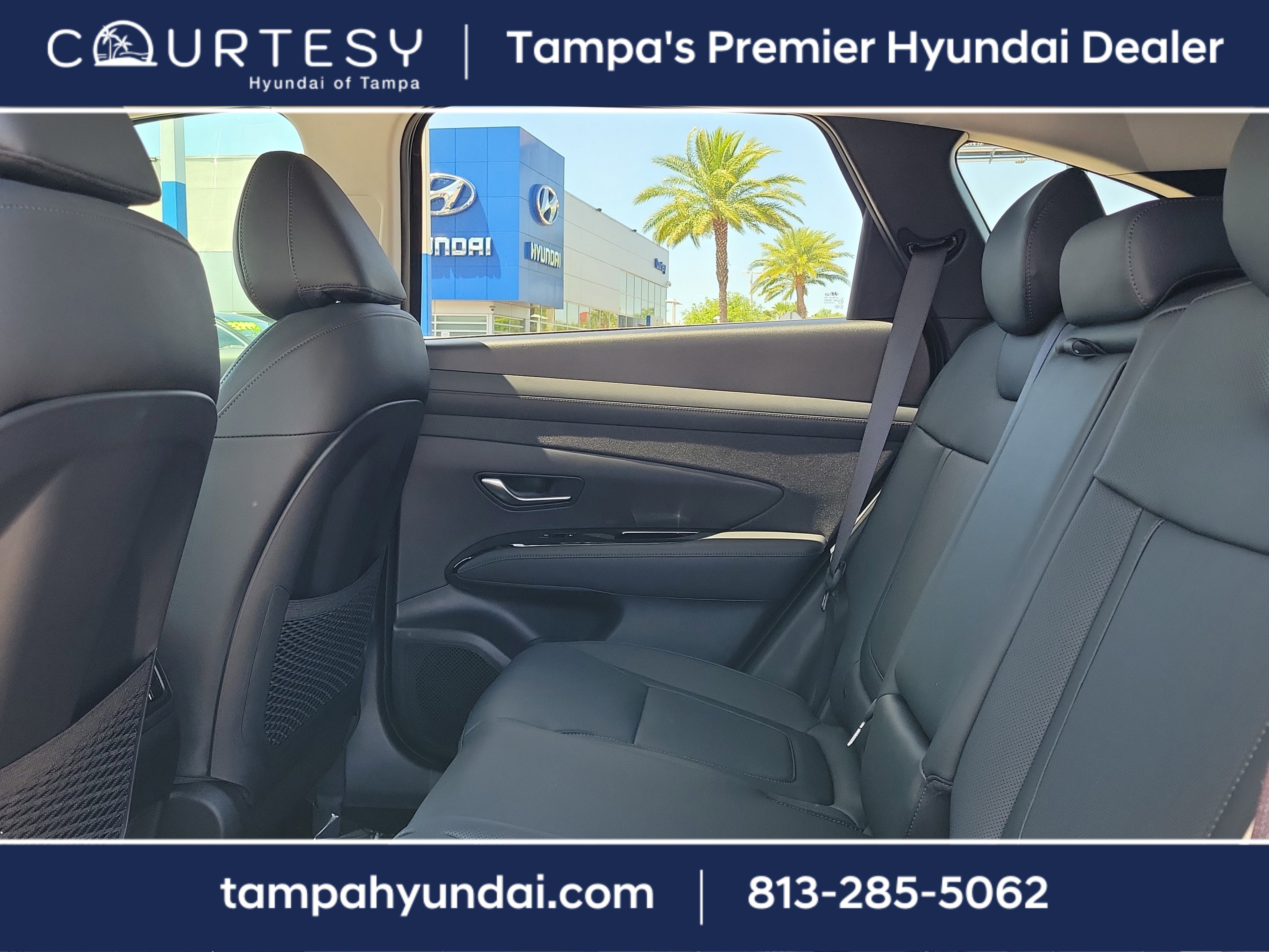 New 2025 Hyundai Tucson Limited image 12