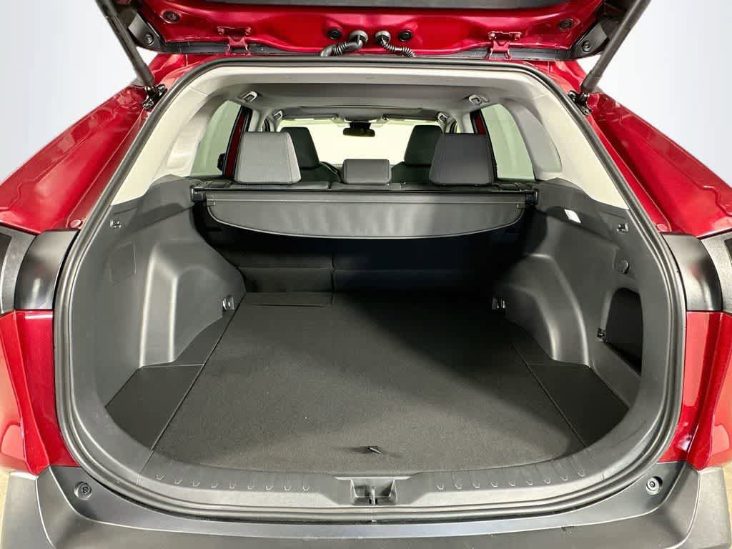 Used 2025 Toyota RAV4 XLE w/ Convenience Package FWD image 21
