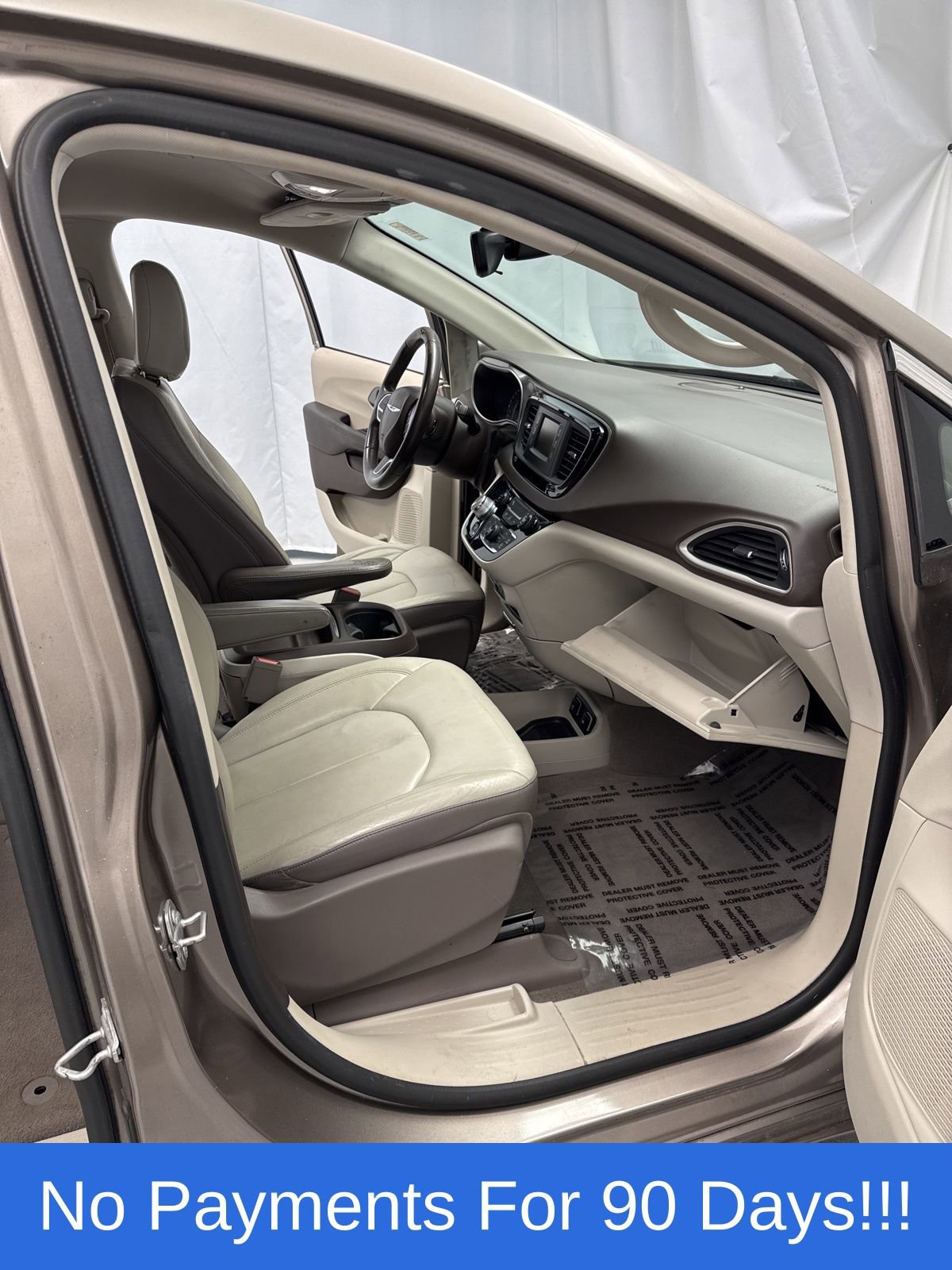 Certified 2017 Chrysler Pacifica Touring-L image 26