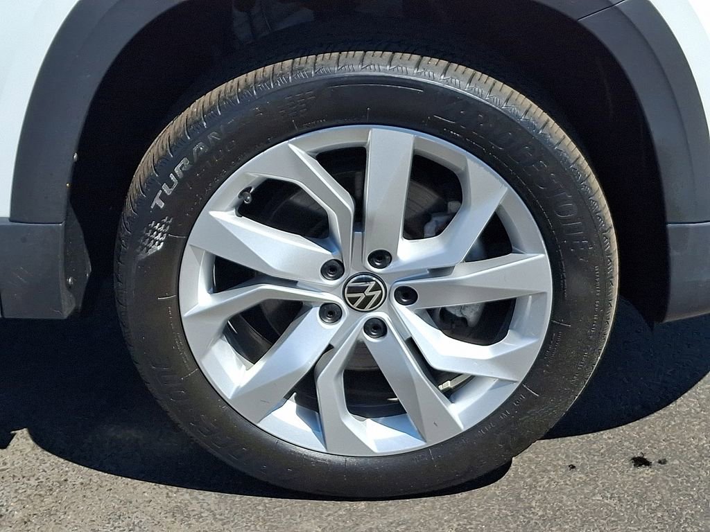 Certified 2023 Volkswagen Taos S w/ Driver Assistance Package AWD/4WD image 8