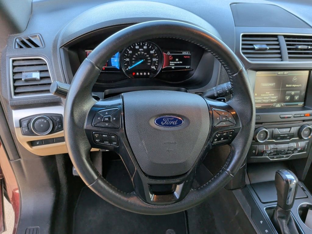 Used 2016 Ford Explorer XLT w/ Equipment Group 202A image 14