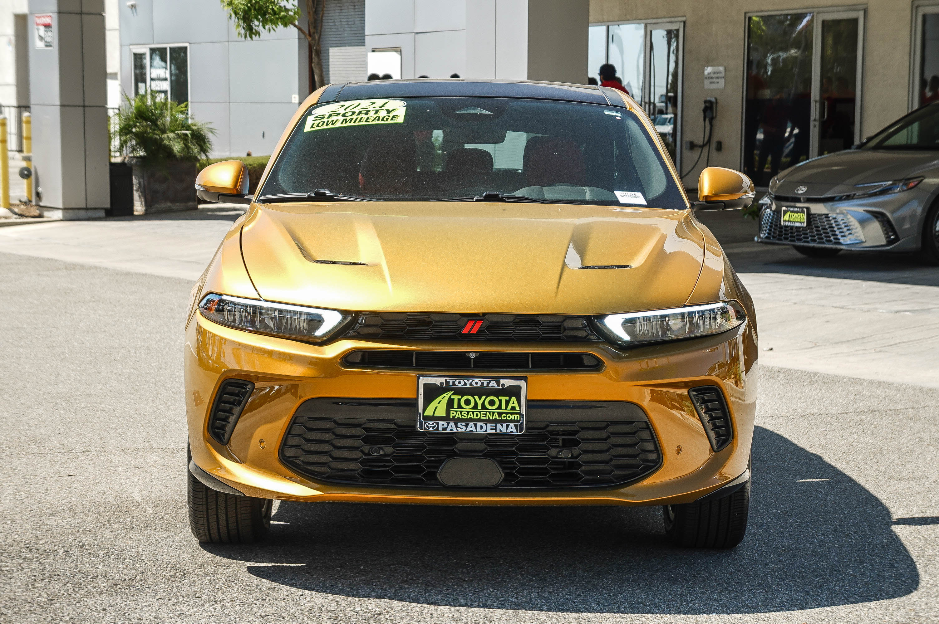 Used 2024 Dodge Hornet R/T Plus w/ Tech Pack Plus w/o Parking AWD/4WD image 2