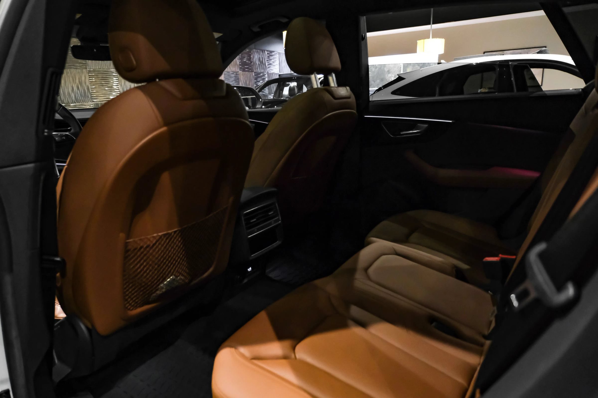 Used 2019 Audi Q8 Prestige w/ Year 1 Package AWD/4WD image 38