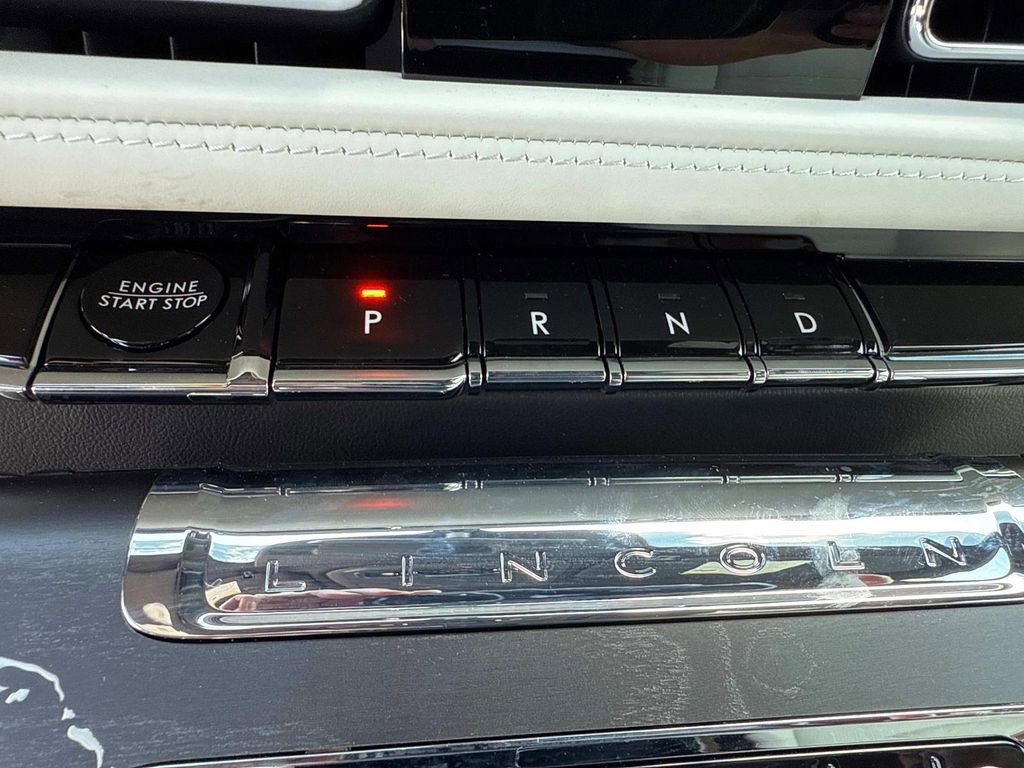 New 2025 Lincoln Aviator Black Label image 29