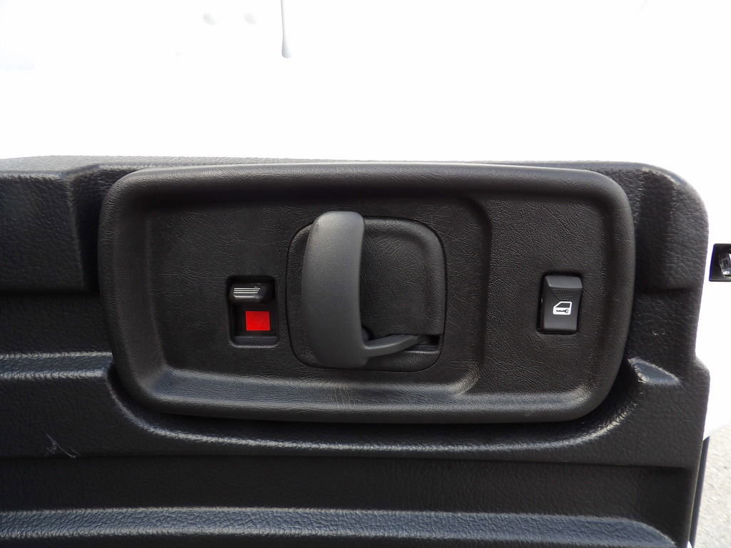 Used 2022 Chevrolet Express 2500 Extended w/ Driver Convenience Package image 47