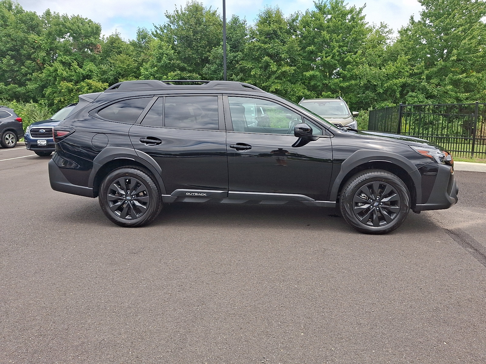 Certified 2023 Subaru Outback Onyx Edition AWD/4WD image 8