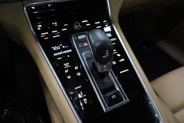 Used 2020 Porsche Panamera Edition image 33