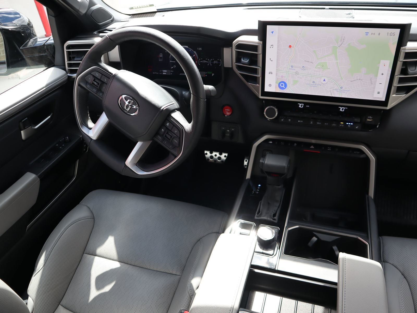 Used 2025 Toyota Tundra Limited image 45