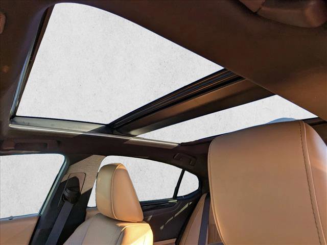 Used 2021 Lexus ES 350 w/ Luxury Package image 16