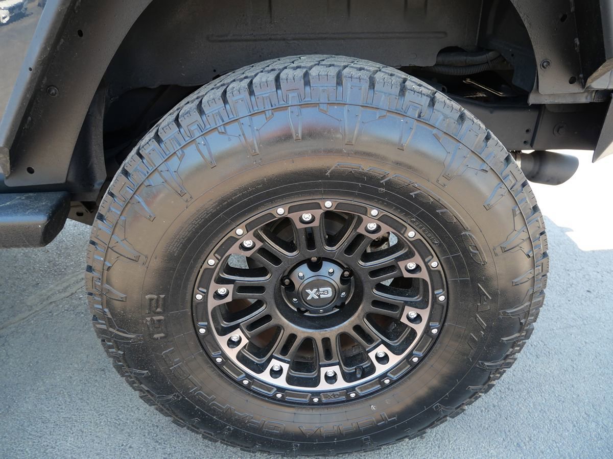 Used 2016 Jeep Wrangler Sahara w/ Connectivity Group AWD/4WD image 32