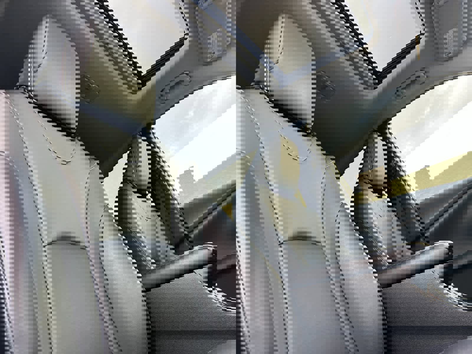 Used 2019 Toyota Prius XLE image 17