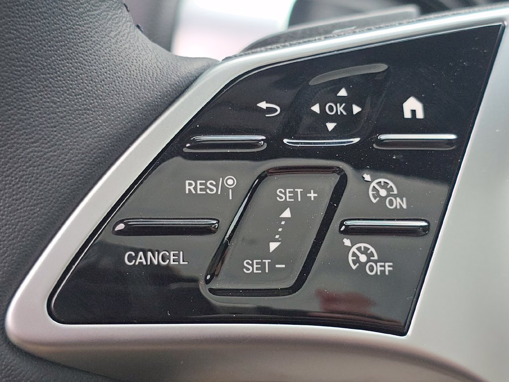 New 2026 Mercedes-Benz GLB 250 4MATIC image 32