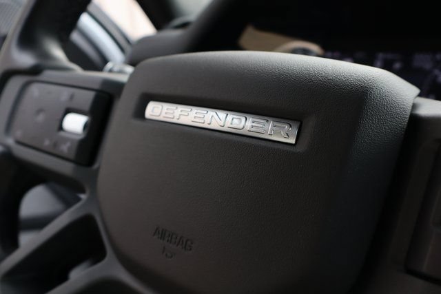 Used 2023 Land Rover Defender 130 X-Dynamic SE AWD/4WD image 34