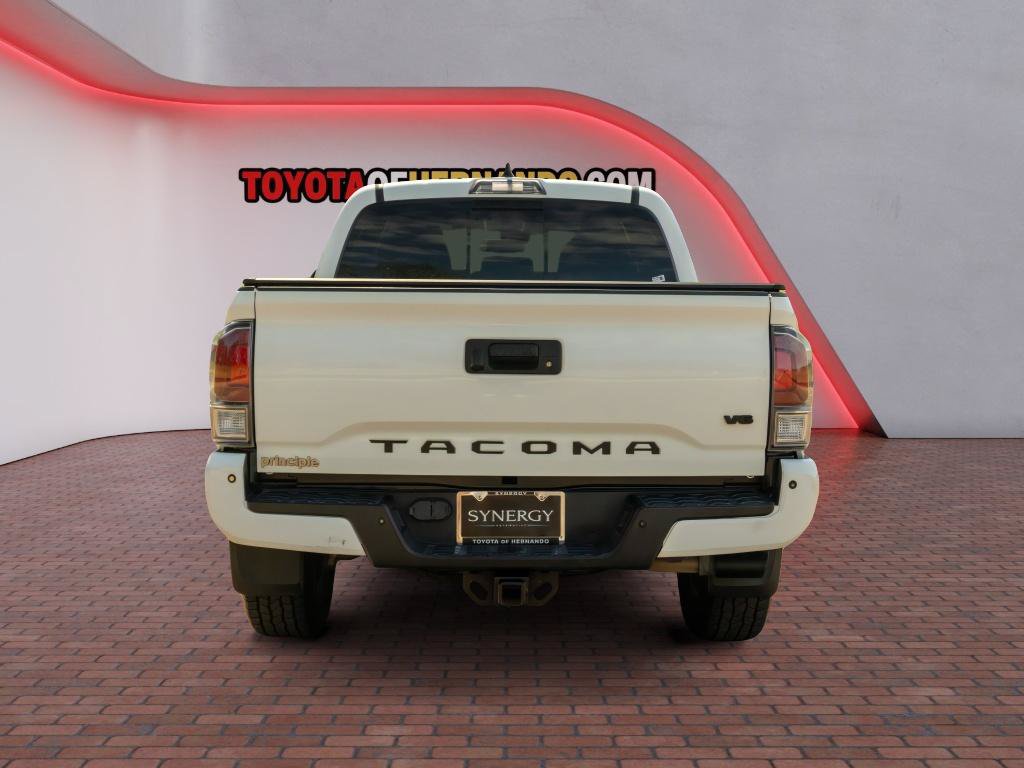 Used 2021 Toyota Tacoma TRD Off-Road w/ Technology Package AWD/4WD image 7