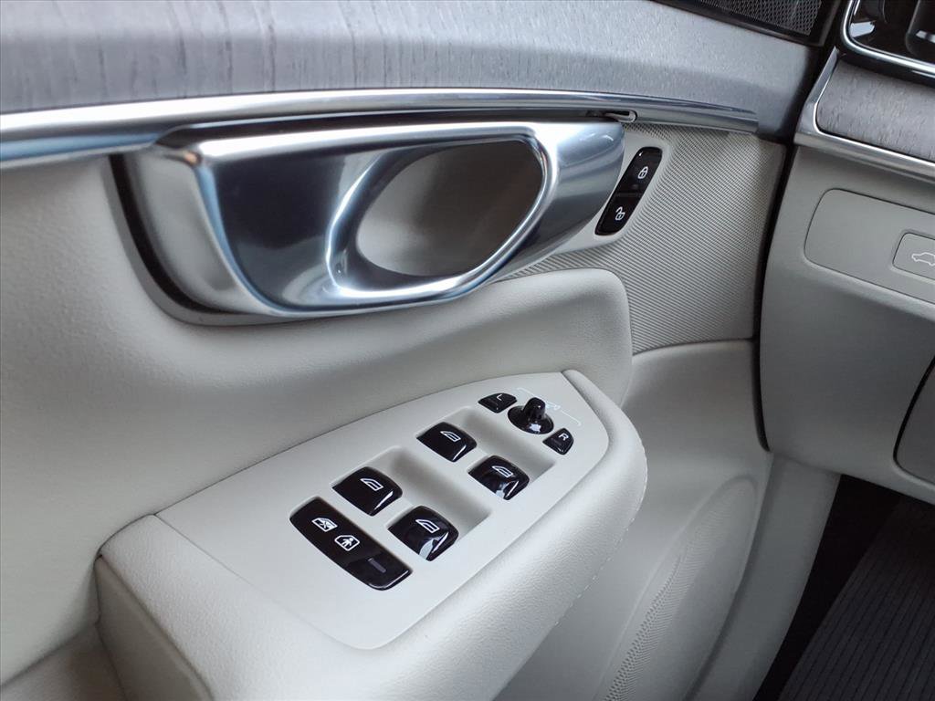 New 2026 Volvo XC90 B6 Ultra w/ Protection Package Premier image 24
