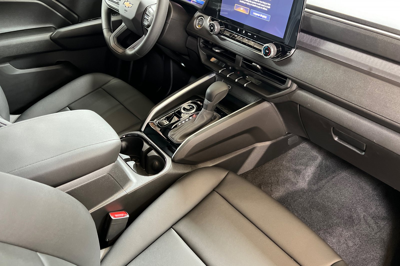 New 2025 Chevrolet Colorado W/T image 15